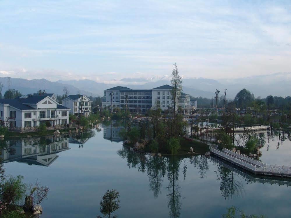 Jingyue Lake Hotel Dujiangyan Extérieur photo