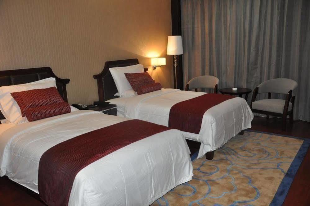 Jingyue Lake Hotel Dujiangyan Extérieur photo
